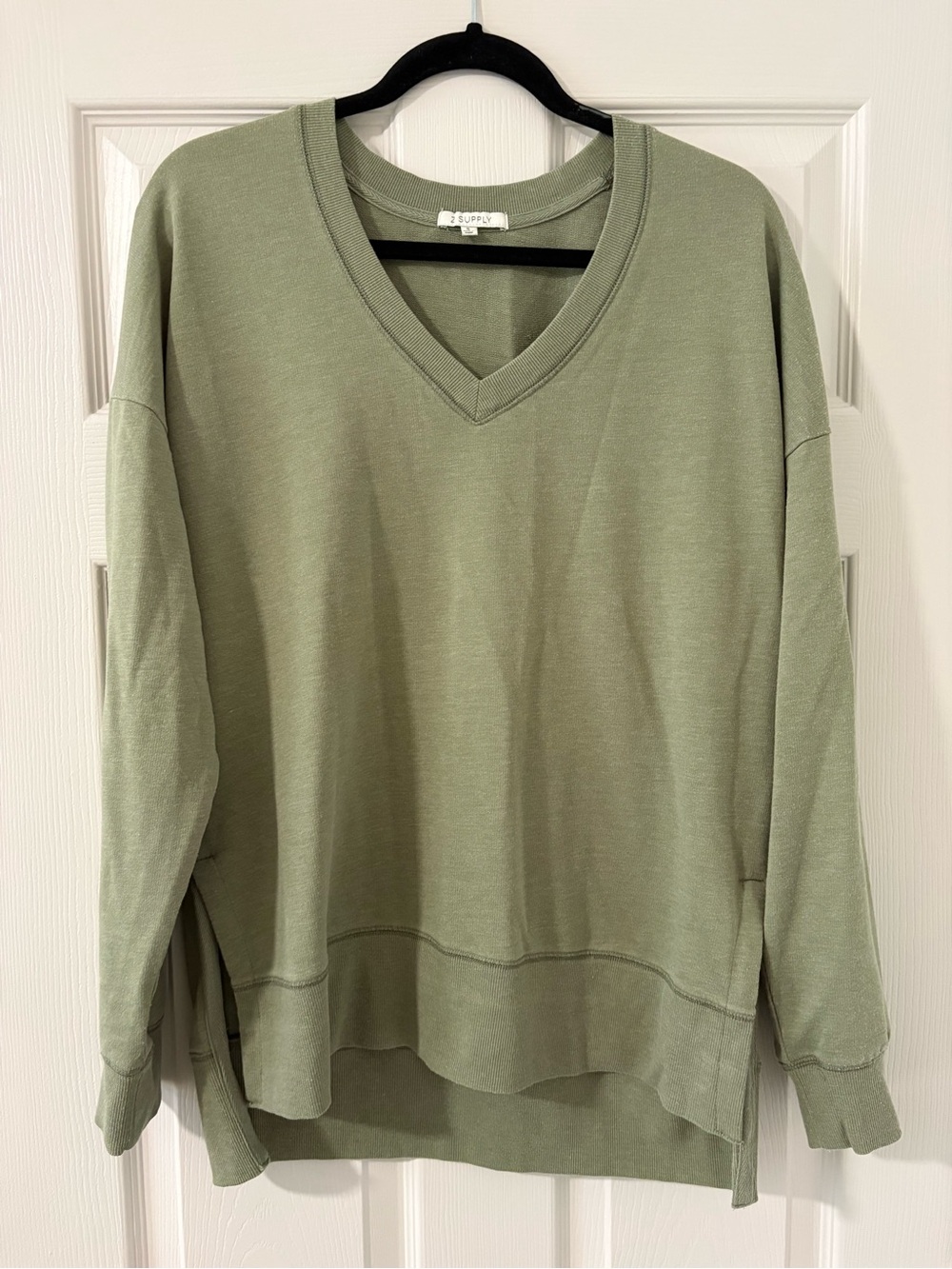 Z Supply Womens Modern Weekender V-Neck Sweatshirt Avocado Green ZT231332S Small